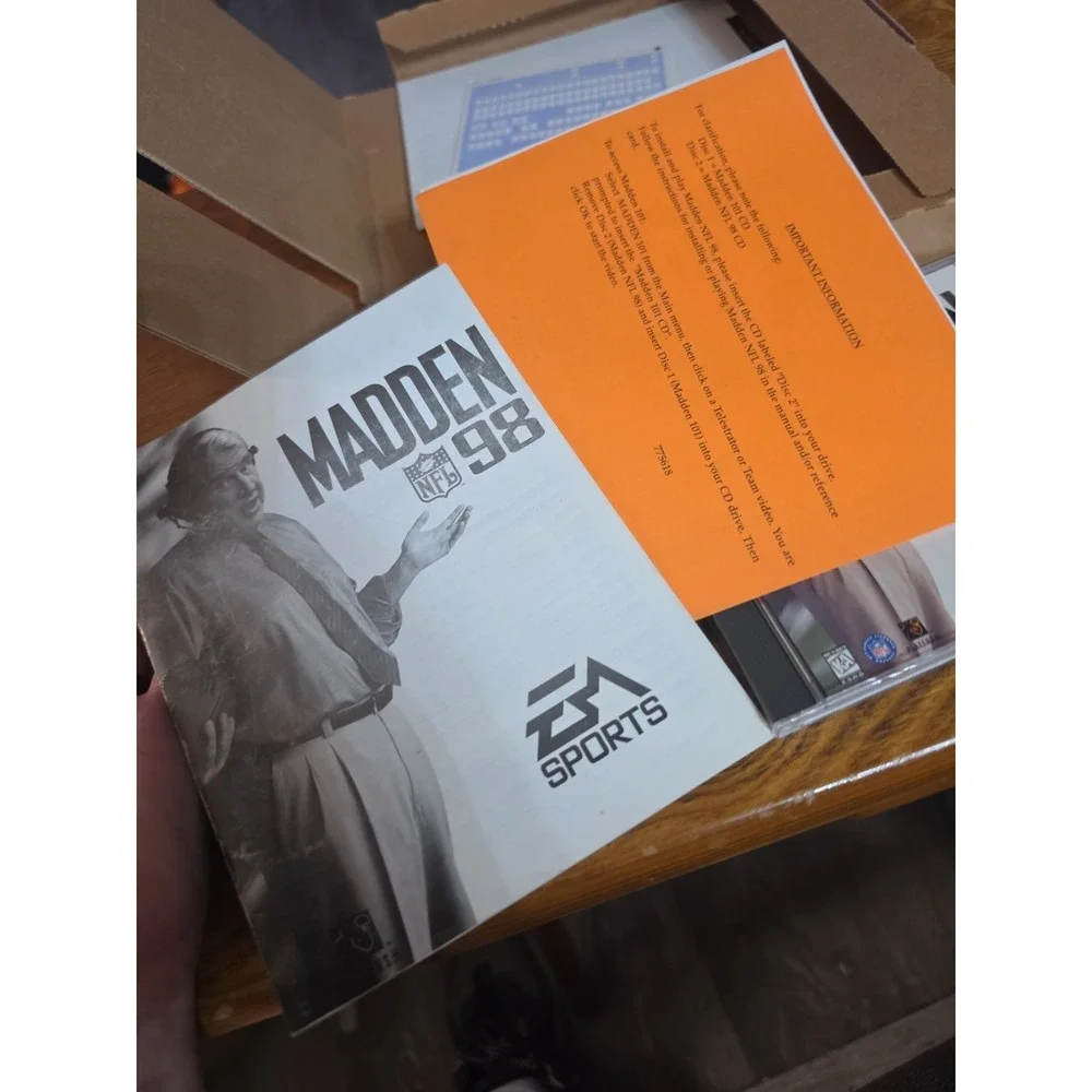 Madden 98 - Big Box PC Game - Windows